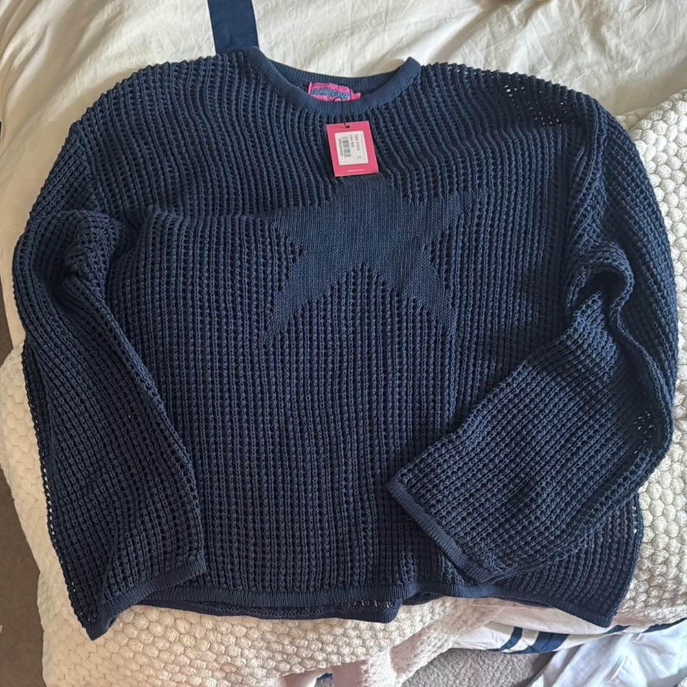 Edikted Black Crew Neck Sweater with Ribbed Knit
